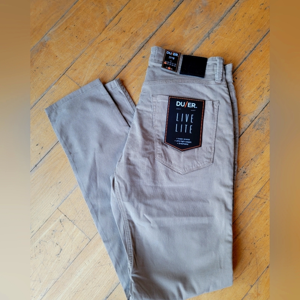 Duer Live Lite straight leg